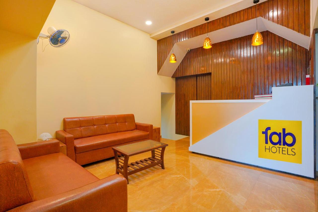 Fabexpress Colaba Grand Bombaim Exterior foto