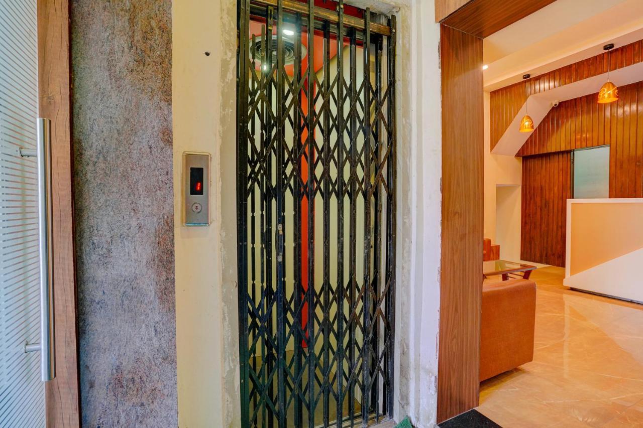 Fabexpress Colaba Grand Bombaim Exterior foto